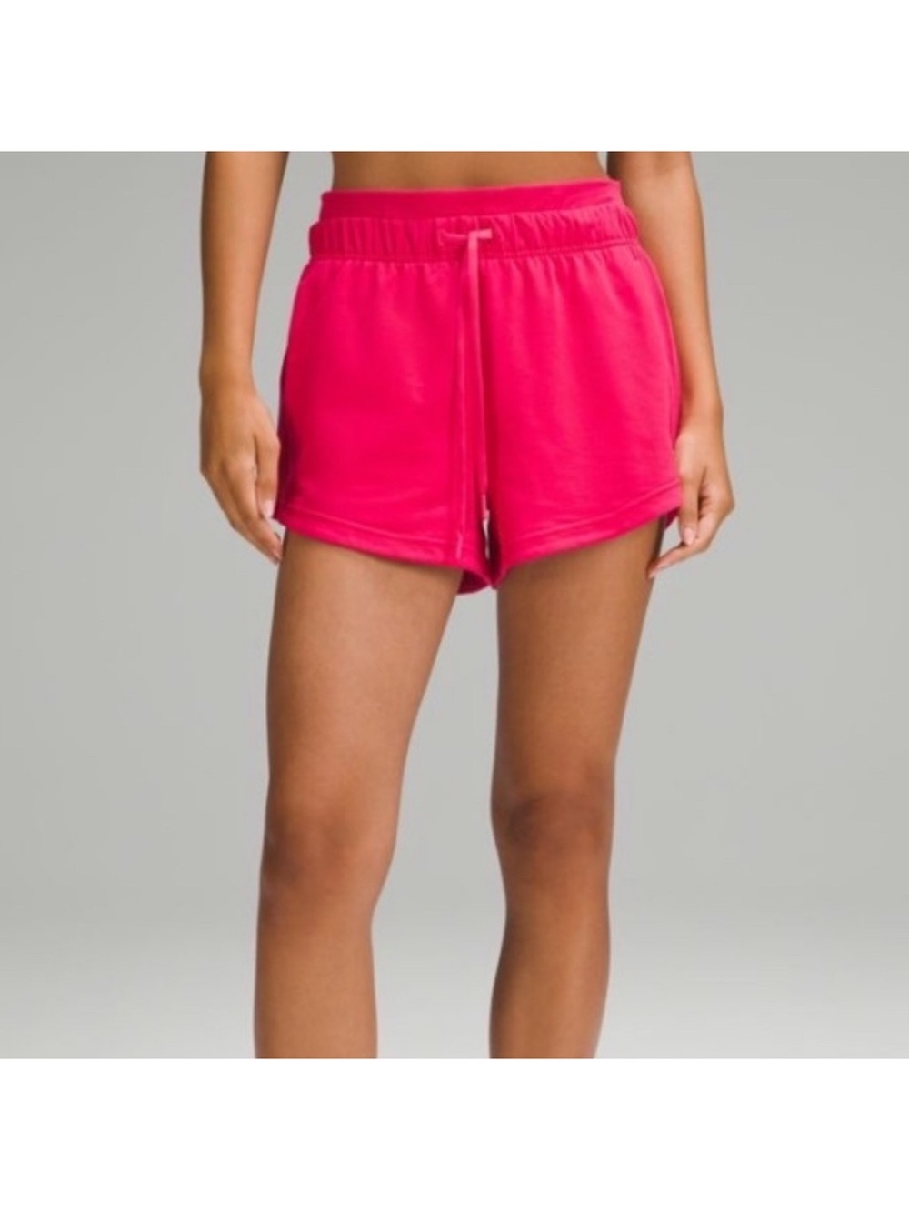 Lululemon Shorts Inner Glow High-Rise 3"